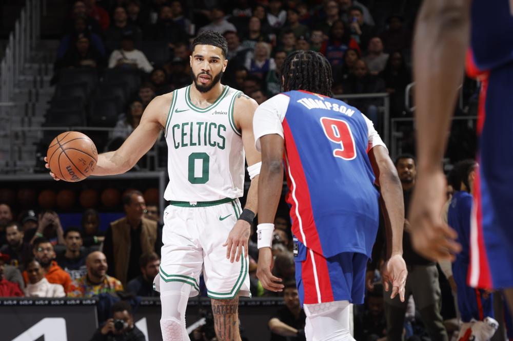 但随着赛季 但随着赛季