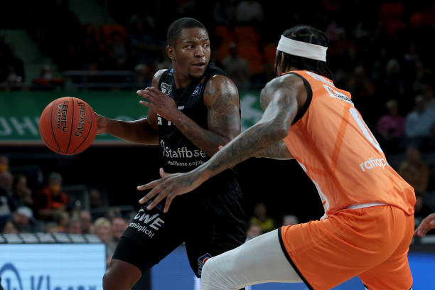 将对手心防 将对手心防